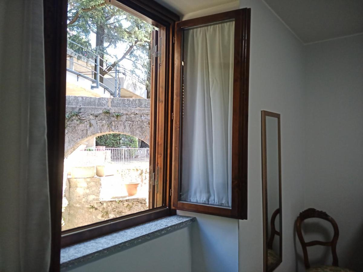 Casa Con Vista Lago A Nesso Buitenkant foto